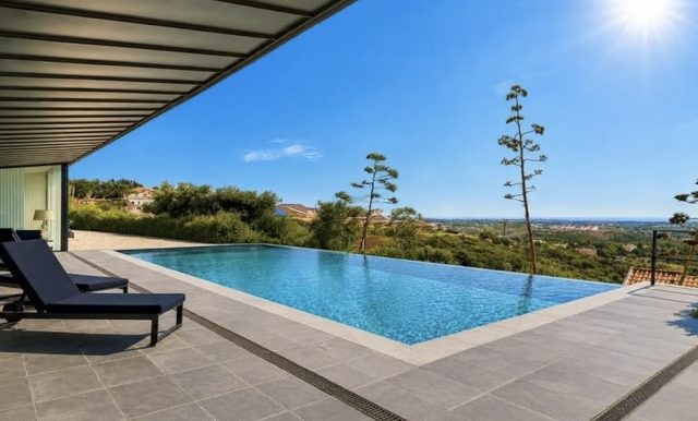 quinta-da-marinha-15-piscina-terraco-atual-pt